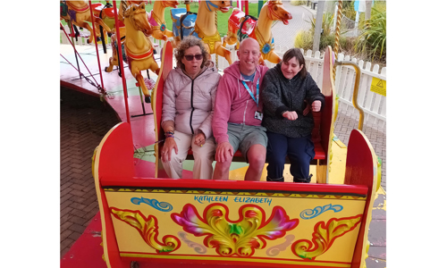 CO Carosel W Border (1)