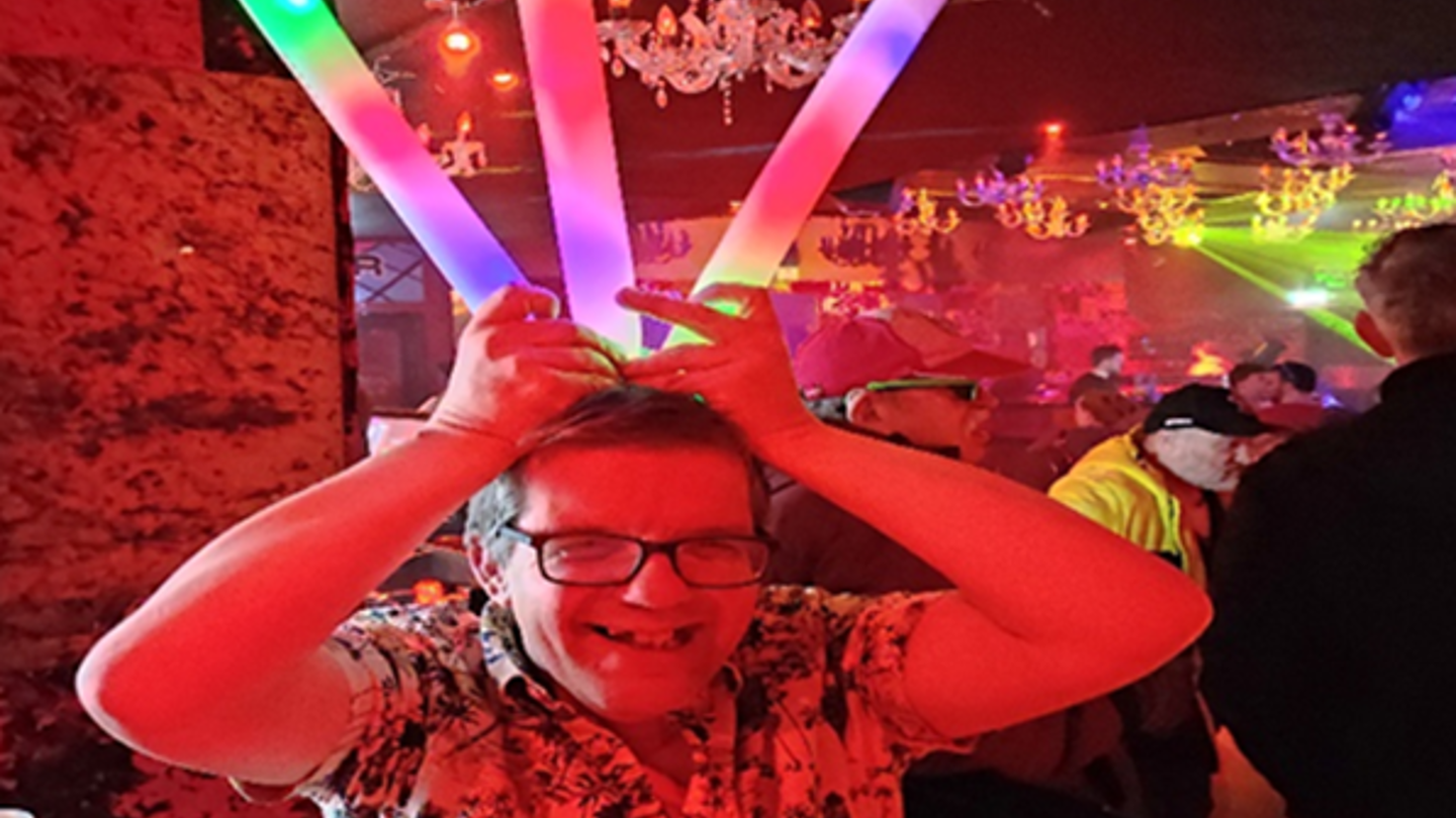 Alan Kew Fever Photo Cropped